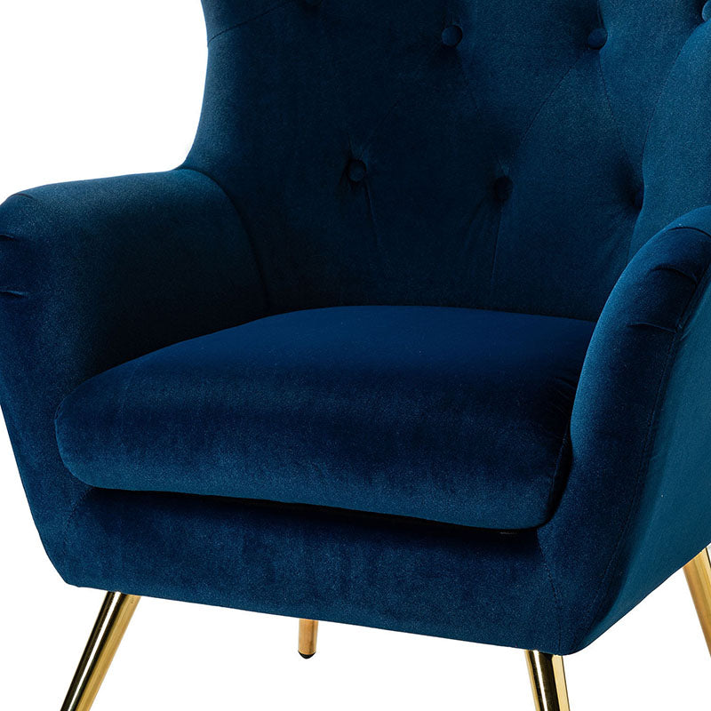 Fauteuil Isabelle Wingback en velours avec confort rembourré et pieds en métal doré élégants